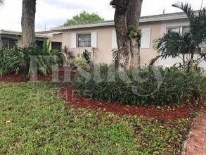 4314 Taft St-Unit -14369 in Hollywood, FL - Building Photo - Building Photo