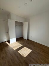 199 Gardner St, Unit 213 in Boston, MA - Foto de edificio - Building Photo