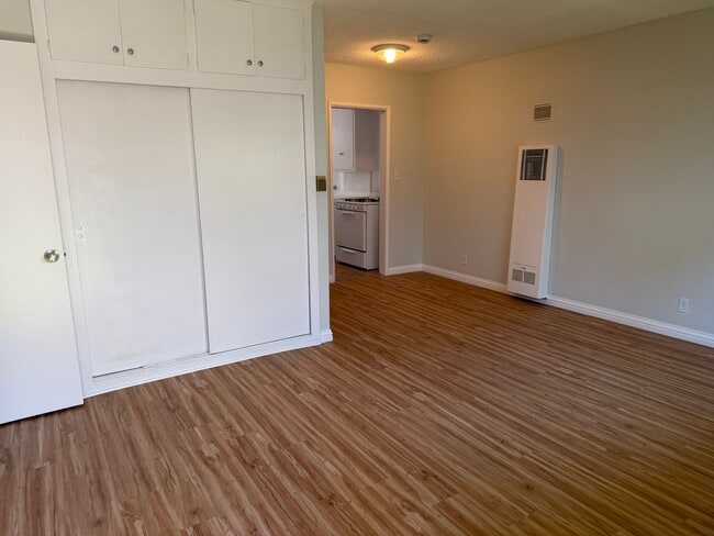 834 10th St, Unit #2 in Santa Monica, CA - Foto de edificio - Building Photo