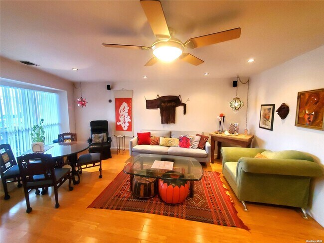 804 E Broadway in Long Beach, NY - Building Photo - Building Photo