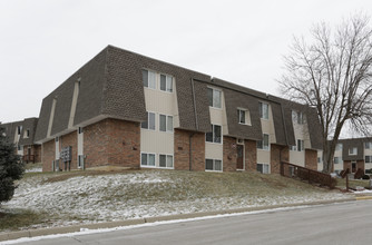 Northwoods Apartments in Kansas City, MO - Building Photo - Building Photo