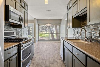 25 Woodcreek Dr in Wimberley, TX - Building Photo - Building Photo