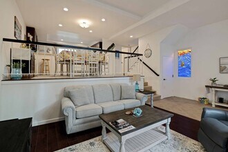 255 Valley Dr in Hermosa Beach, CA - Building Photo - Building Photo