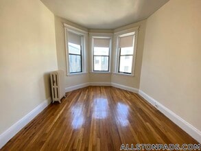 1144 Commonwealth Ave in Boston, MA - Building Photo - Building Photo