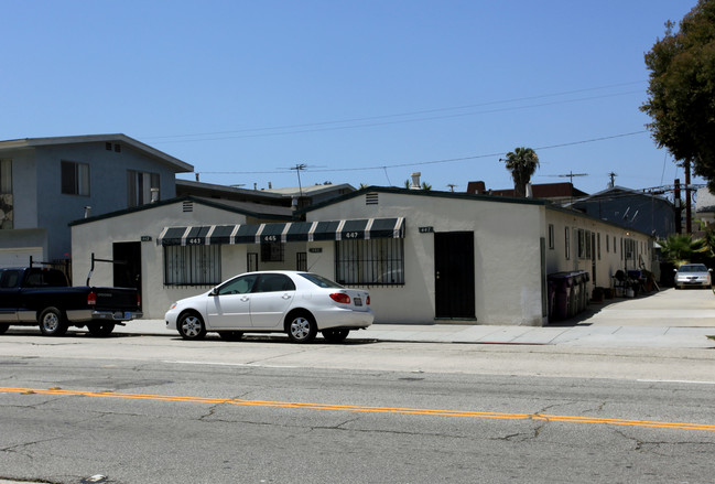 445-447 Redondo Ave in Long Beach, CA - Building Photo - Building Photo