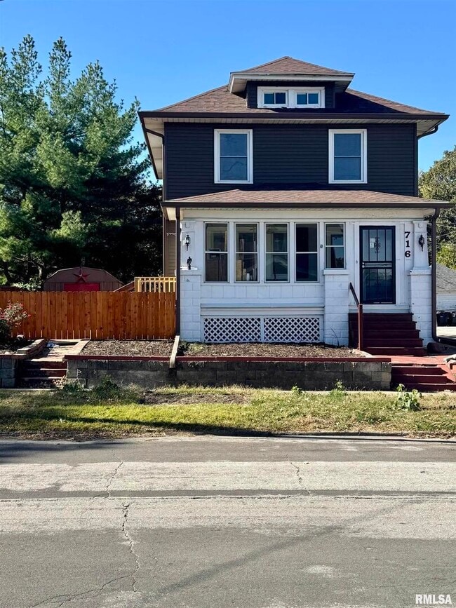 property at 716 46th St