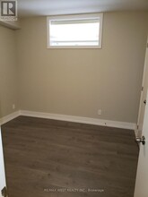 112 Algoma St in Toronto, ON - Building Photo - Building Photo