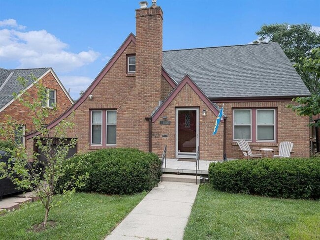 property at 2015 N 52nd St