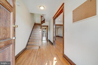 1215 Kenyon St NW in Washington, DC - Building Photo - Building Photo