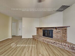 5541 Gates Dr in The Colony, TX - Building Photo - Building Photo