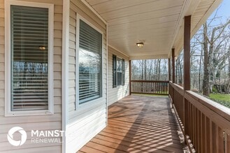 5788 Adrian Ln in Gainesville, GA - Building Photo - Building Photo