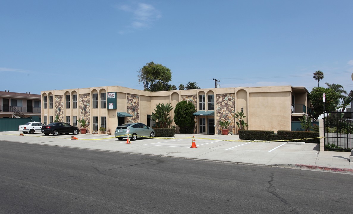 Park Lane Apartments in San Diego, CA - Building Photo