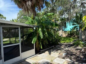 7238 Dianne Dr in New Port Richey, FL - Building Photo - Building Photo
