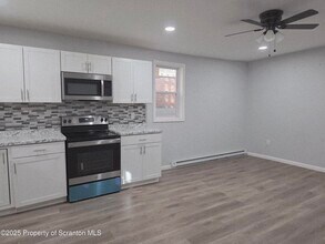 409 Pittston Ave in Scranton, PA - Building Photo - Building Photo