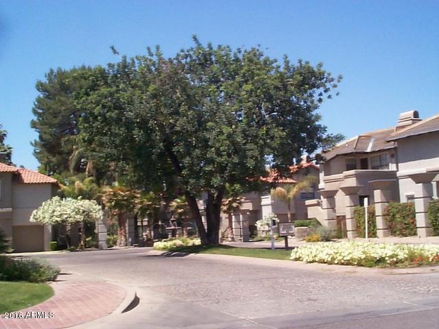 10017 E Mountain View Rd in Scottsdale, AZ - Foto de edificio