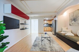 10 Rogers St in Cambridge, MA - Foto de edificio - Building Photo