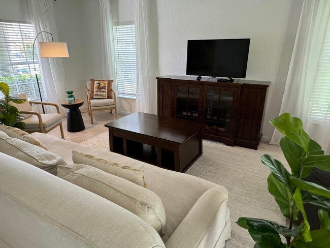 property at 13519 Fountain View Blvd