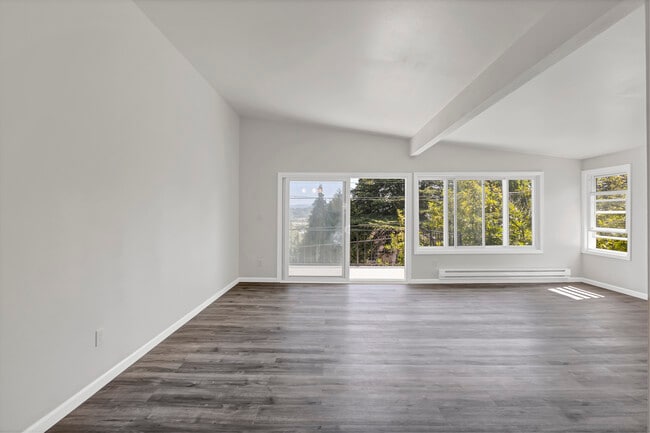 10607 Des Moines Memorial Dr S, Unit #3 in Seattle, WA - Building Photo - Building Photo