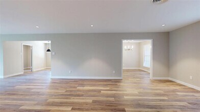 5243 Indigo St in Houston, TX - Building Photo - Building Photo