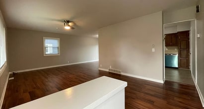 9610 Spaulding St in Omaha, NE - Building Photo - Building Photo