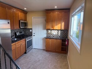 21 Bellport Pl in Garfield, NJ - Building Photo - Building Photo