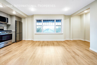 2210 Macdonald St in Vancouver, BC - Building Photo - Building Photo