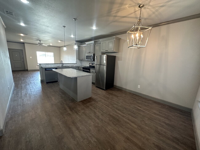11206 Athens Ave in Lubbock, TX - Building Photo - Building Photo