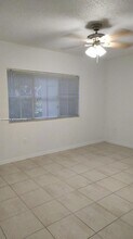 2430 Centergate Dr, Unit 106 in Miramar, FL - Building Photo - Building Photo