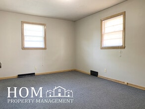 108 Malin St in Mankato, MN - Building Photo - Building Photo