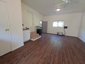 21030 Shangrila Dr in Red Bluff, CA - Building Photo - Building Photo