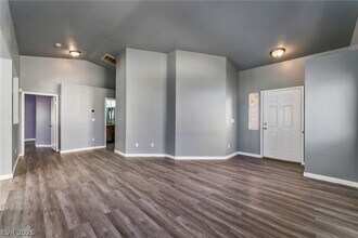 929 Baritone Way in North Las Vegas, NV - Building Photo - Building Photo