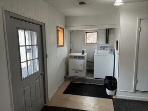 6256 Andersonville Rd in Waterford Township, MI - Building Photo - Building Photo