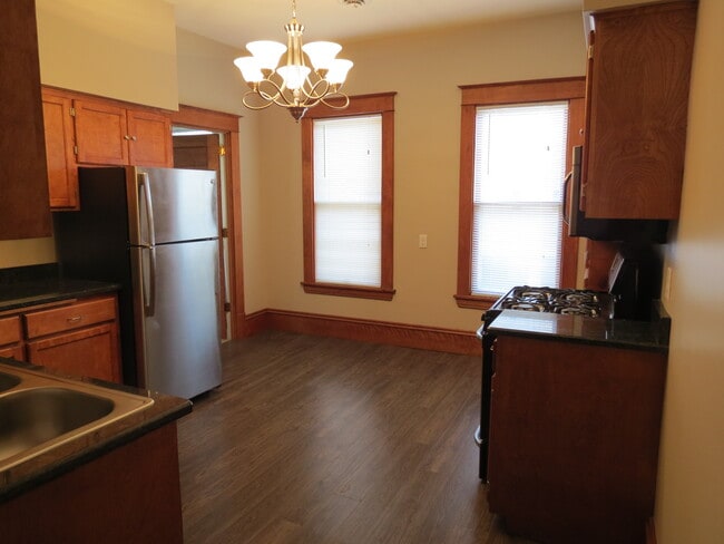 514 Franklin W Ave, Unit Franklin Avenue 2nd Floor in Minneapolis, MN - Building Photo - Building Photo