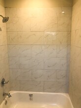 7845 S Kingston Ave, Unit 3 in Chicago, IL - Building Photo - Building Photo