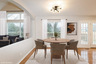 4663 Rolling Hills Dr in Lake In The Hills, IL - Building Photo - Building Photo