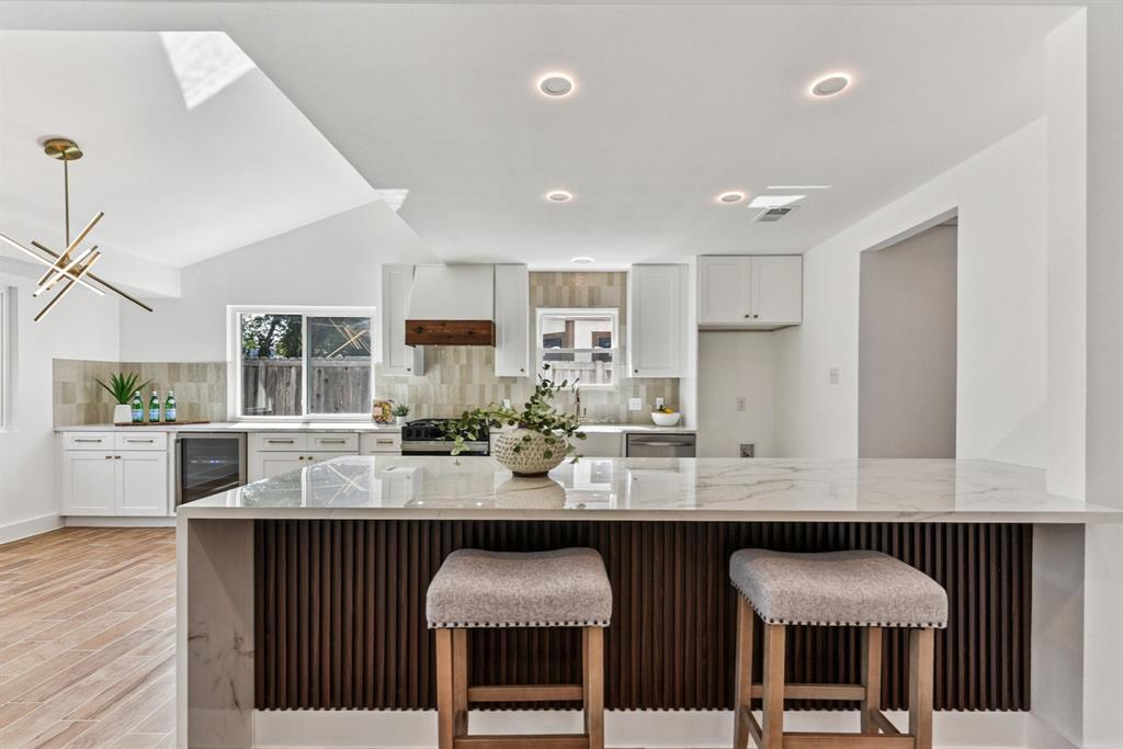 1111 Spearson Ln in Austin, TX - Building Photo