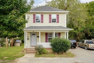 616 Middle St in Durham, NC - Building Photo