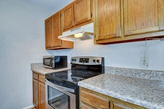 2210 Wood Ibis Way in Virginia Beach, VA - Building Photo - Building Photo