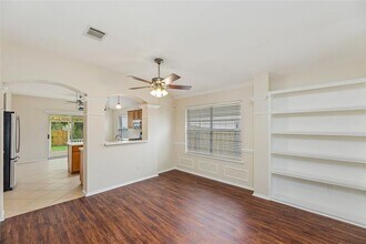 1403 Haley Gray Dr in Pflugerville, TX - Building Photo - Building Photo