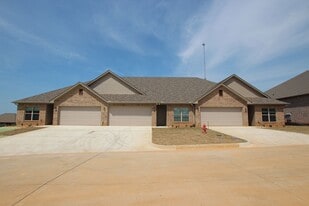 703 Freedom Way in Bullard, TX - Building Photo