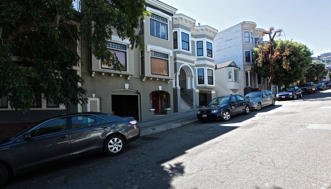 1408-1410 Shrader St in San Francisco, CA - Building Photo - Building Photo