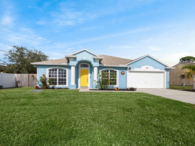 property at 949 SE Bywood Ave