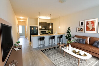 South Junction Apartments in Memphis, TN - Building Photo - Building Photo