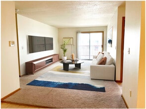 Campus Place Apartments in Grand Forks, ND - Foto de edificio - Building Photo