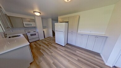 4675 Holland St in Wheat Ridge, CO - Building Photo - Building Photo