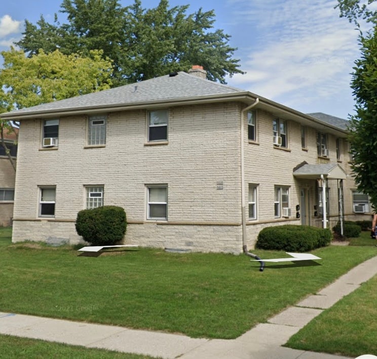 5020 S 14th St in Milwaukee, WI - Foto de edificio