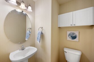 6814 N Pittsburg Ave in Portland, OR - Building Photo - Building Photo