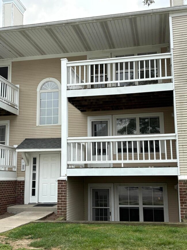 property at 117 Fieldcrest St