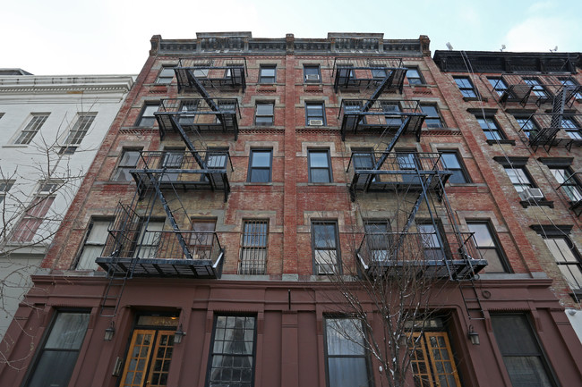 36 Horatio St in New York, NY - Foto de edificio - Building Photo