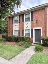 455 Mall Blvd in Savannah, GA - Building Photo